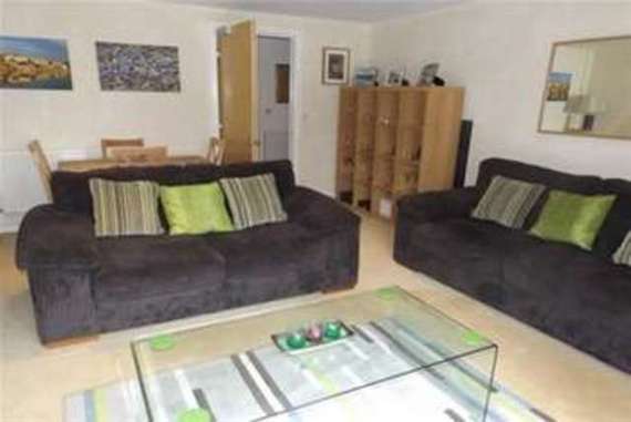 2 Bedroom Flat